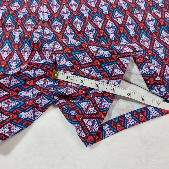 Liz Claiborne Bright Multicolored Printed Classic Shorts Size 14 - Picture 3 of 7